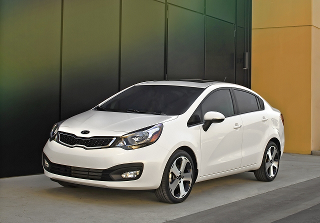 Kia shows new Rio saloon and Soul. Image by Kia.