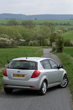 2007 Kia Cee'd. Image by Syd Wall.