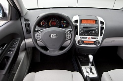 2009 Kia cee'd hybrid. Image by Kia.