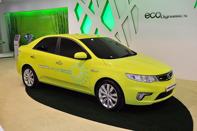 2009 Kia Forte LPG Hybrid. Image by Kia.