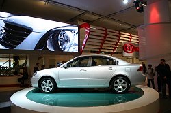 2005 Kia Magentis. Image by Shane O' Donoghue.