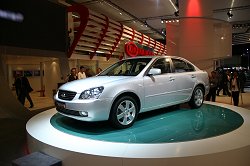 2005 Kia Magentis. Image by Shane O' Donoghue. Click here for a larger image. 2005 Kia Magentis. Image by Shane O' Donoghue.