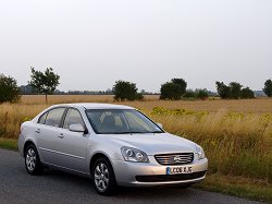 2006 Kia Magentis. Image by James Jenkins.