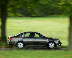 2009 Kia Magentis. Image by Kia.