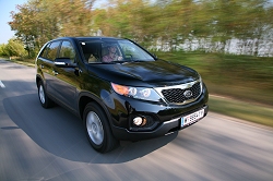 2010 Kia Sorento. Image by Julian Mackie.