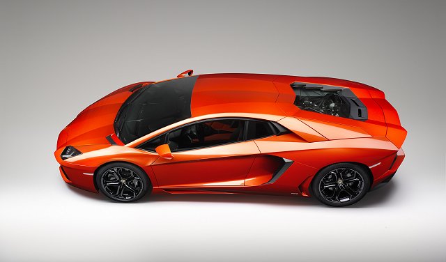 Lamborghini shows Aventador film. Image by Lamborghini.