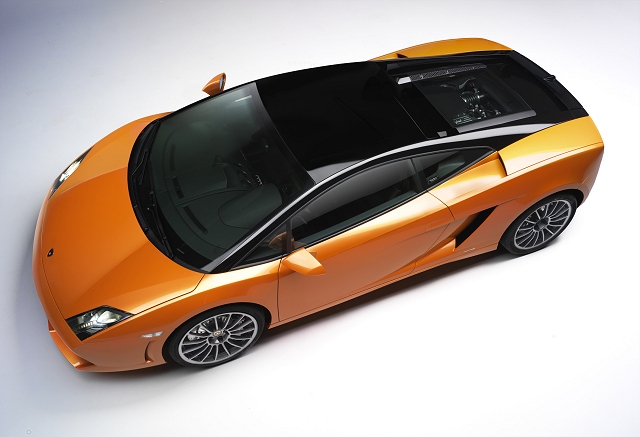 Lambo Gallardo goes two-tone. Image by Lamborghini.