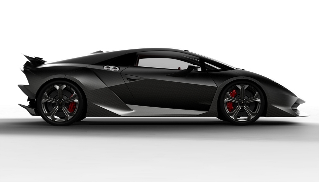 Paris: Lamborghini Sesto Elemento concept. Image by Lamborghini.