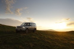 2012 Land Rover Discovery 4. Image by Land Rover.