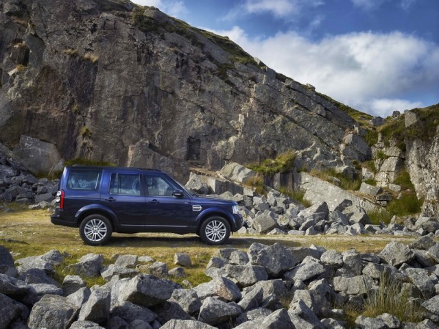 Freshen up for Discovery. Image by Land Rover.