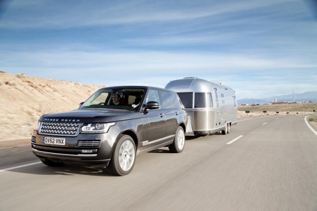 Range Rover tows Airstream - quite far. Image by Land Rover.