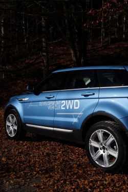 2011 Range Rover Evoque 2WD prototype. Image by Nick Dimbleby.