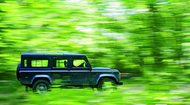 Land Rover Defends off-road crown. Image by Land Rover.