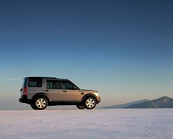 2004 Land Rover Discovery. Image by Land Rover.