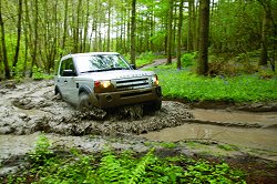 2004 Land Rover Discovery. Image by Land Rover.