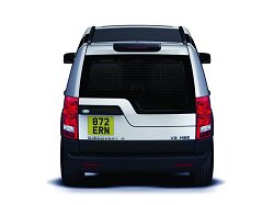 2004 Land Rover Discovery. Image by Land Rover.
