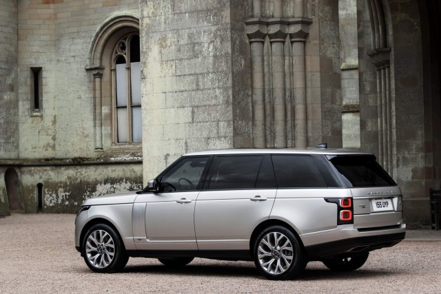 Revised Range Rover goes electric. Image by Land Rover.
