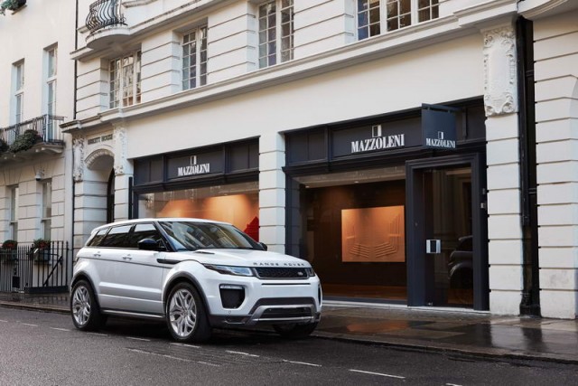 Range Rover reveals overhauled Evoque. Image by Land Rover.