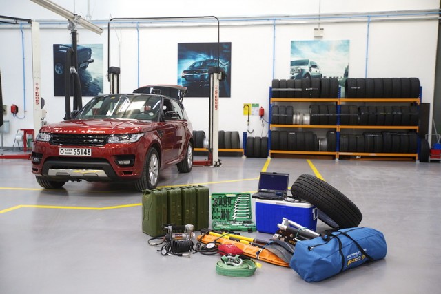 Range Rover Sport's new challenge. Image by Land Rover.