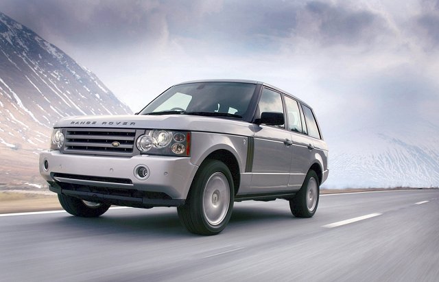 Range Rover sparks up. Image by Land Rover.