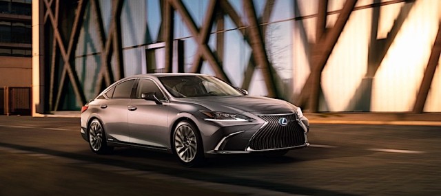 New Lexus 5-Series rival goes front-wheel drive. Image by Lexus.