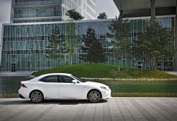 2013 Lexus IS. Image by Lexus.