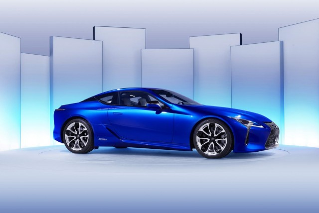 Lexus to launch hybrid LC coupe. Image by Lexus.