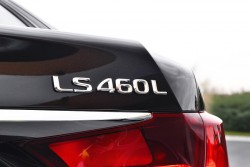 2013 Lexus LS 460. Image by Lexus.