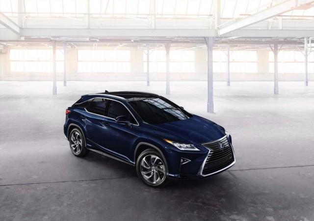 Sharper, all-new RX SUV revealed by Lexus. Image by Lexus.