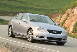 2005 Lexus GS450h. Image by Lexus.