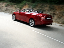 2009 Lexus IS 250C. Image by Paddy Comyn.