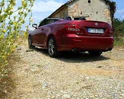 2009 Lexus IS 250C. Image by Paddy Comyn.