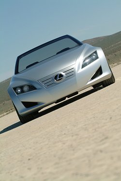 2004 Lexus LF concept. Image by Lexus.