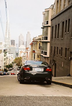 2006 Lexus LS460. Image by Isaac Bouchard.