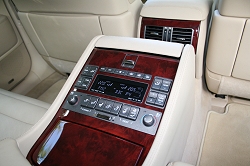 2007 Lexus LS 600h. Image by Alisdair Suttie.