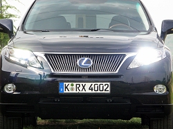 2009 Lexus RX 450h. Image by Mark Nichol.