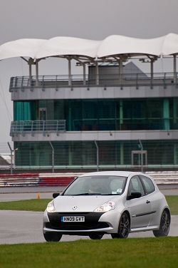 2009 Renault Clio Renaultsport 200 Cup. Image by zzzone.co.uk.
