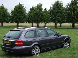 2008 Jaguar X-Type Estate. Image by Dave Jenkins.