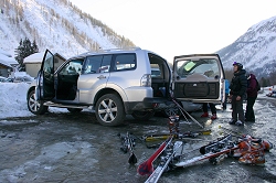 2008 Mitsubishi Shogun. Image by Kyle Fortune.