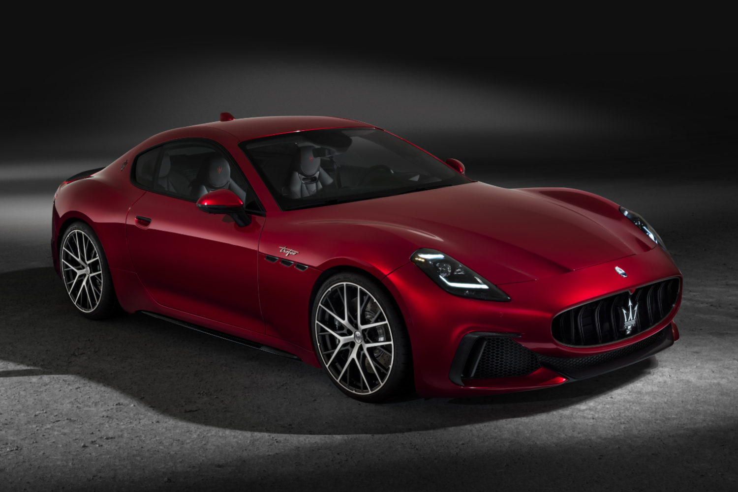 New Maserati GranTurismo gets choice of petrol or electric power. Image by Maserati.