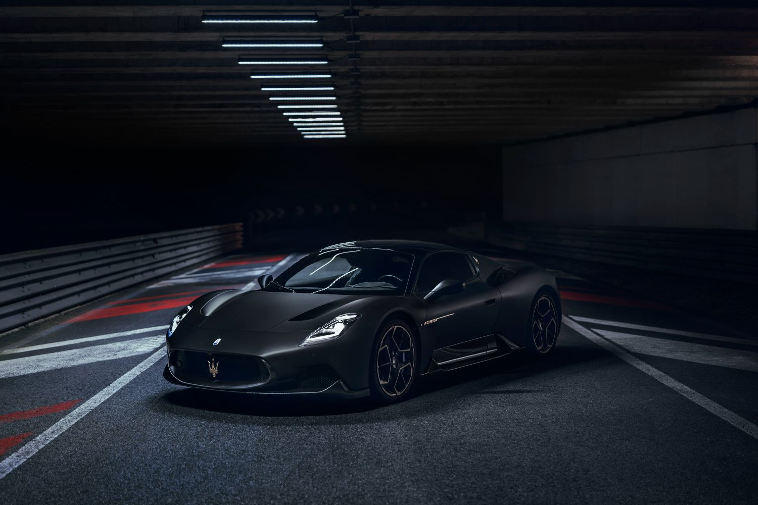 Seize the Notte with new Maserati MC20 special. Image by Maserati.