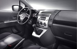 2004 Mazda5. Image by Mazda.