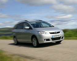 2005 Mazda5 2.0 Sport. Image by Shane O' Donoghue.