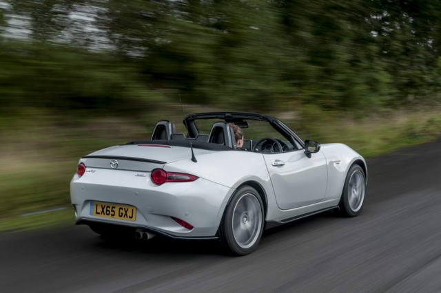 Recaro Sport is first Mazda MX-5 Mk4 special. Image by Mazda.