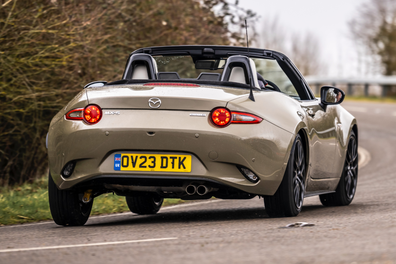 The Car Enthusiast image gallery 2024 Mazda MX5 Roadster Skyactiv