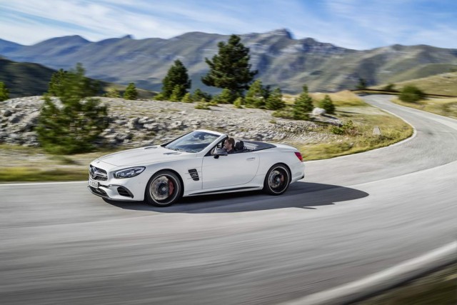 Incoming: Mercedes-Benz SL. Image by Mercedes-AMG.