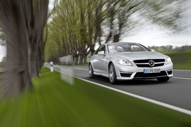 New engine for Mercedes CL 63 AMG. Image by Mercedes-Benz.