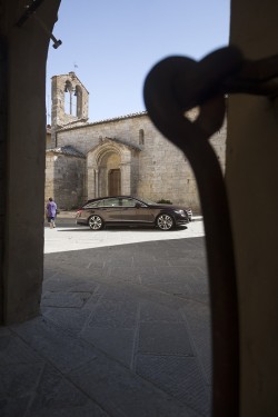 2013 Mercedes-Benz CLS Shooting Brake. Image by Mercedes-Benz.