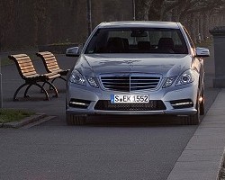 2012 Merceds-Benz E 300 BlueTEC Hybrid. Image by Mercedes-Benz.