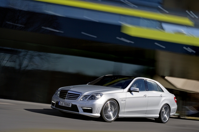 New heart for Mercedes E 63 AMG. Image by Mercedes-Benz.